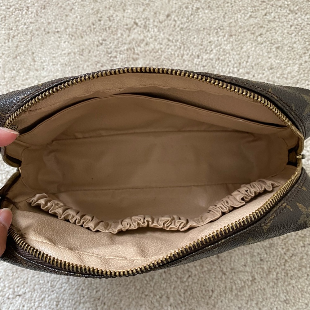 Vintage Louis Vuitton Trousse 23 - Picture 5 of 7